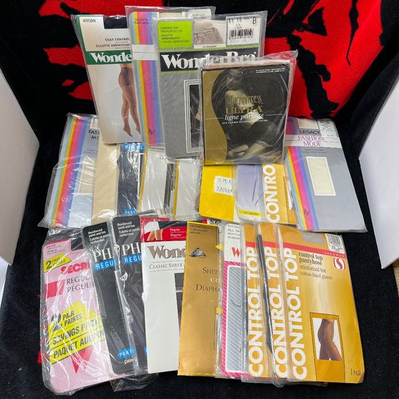 Lot of Vintage Pantyhose. All Made in Canada. New, Never Used. 22 Packs in Total - Picture 1 of 4
